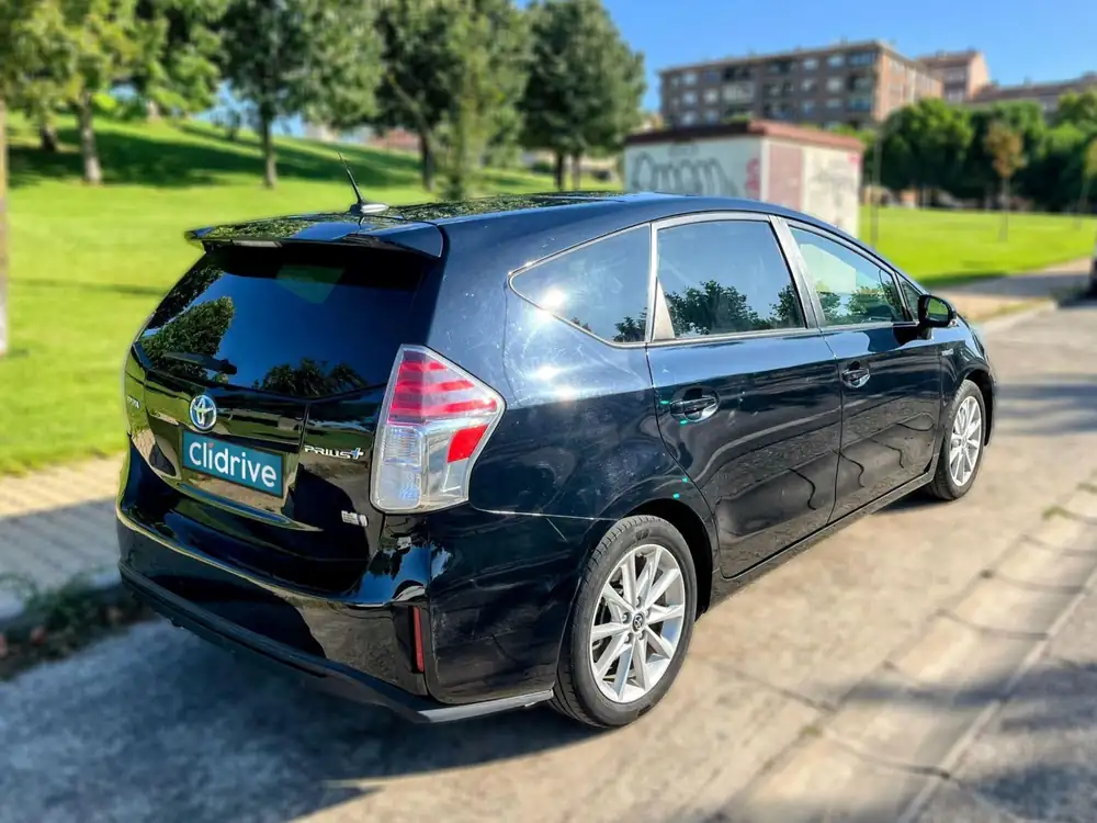 TOYOTA prius+