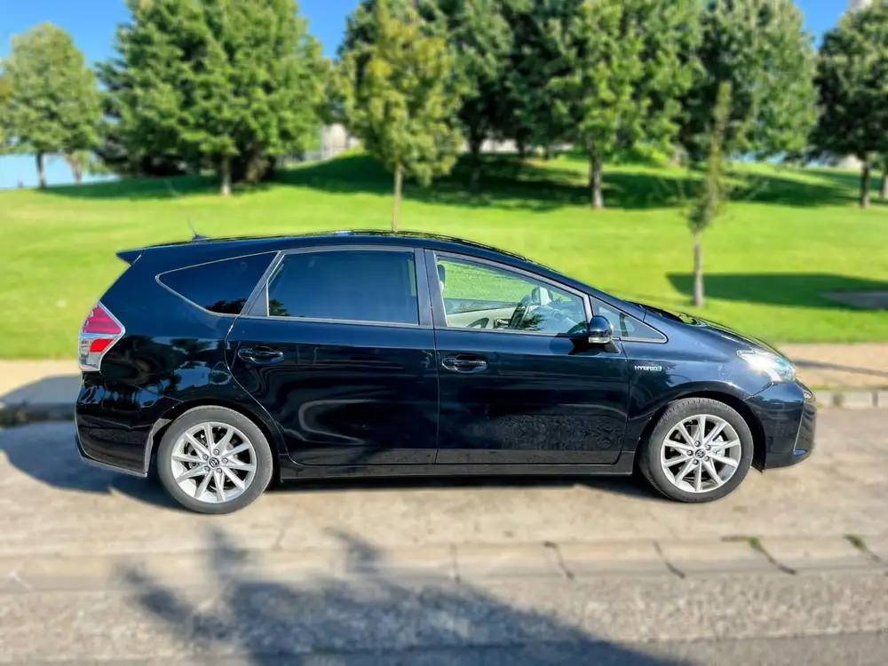 TOYOTA prius+