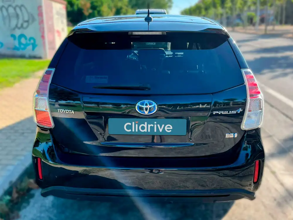 TOYOTA prius+
