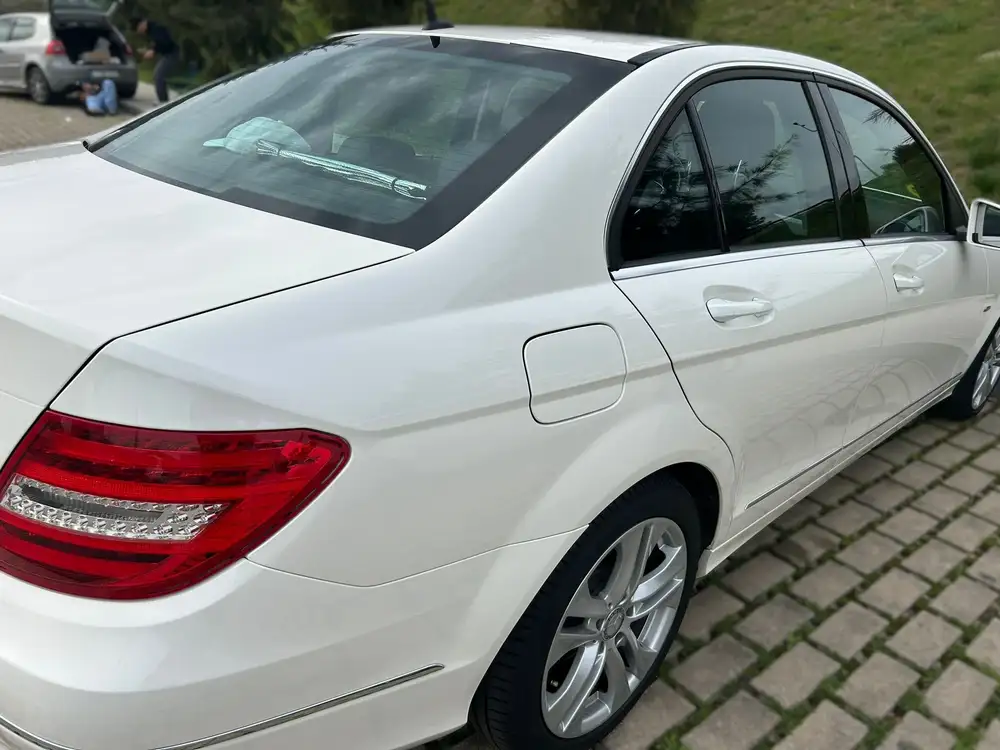 MERCEDES clase c - Foto 2 | Clidrive