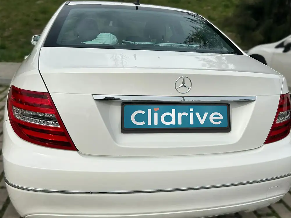 MERCEDES clase c - Foto 3 | Clidrive