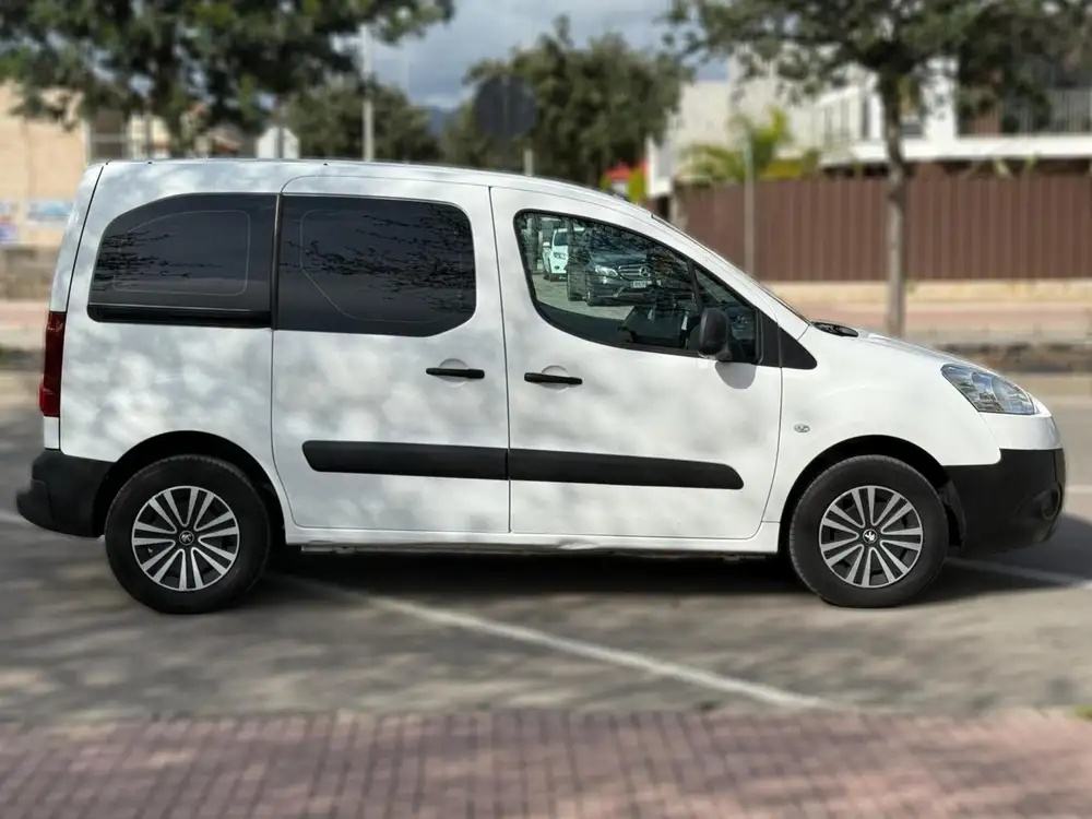 PEUGEOT partner - Foto 5 | Clidrive