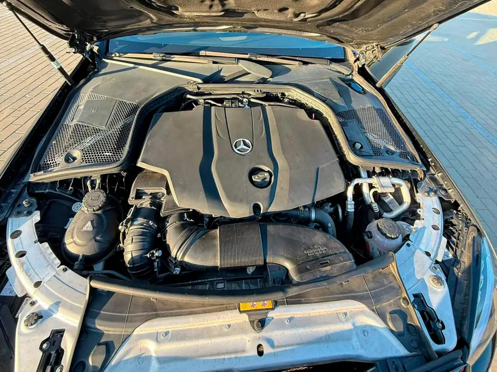 MERCEDES clase c