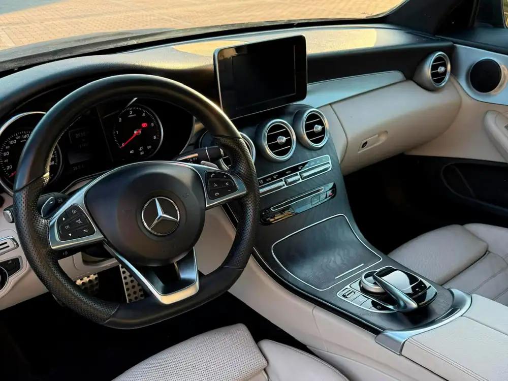 MERCEDES clase c