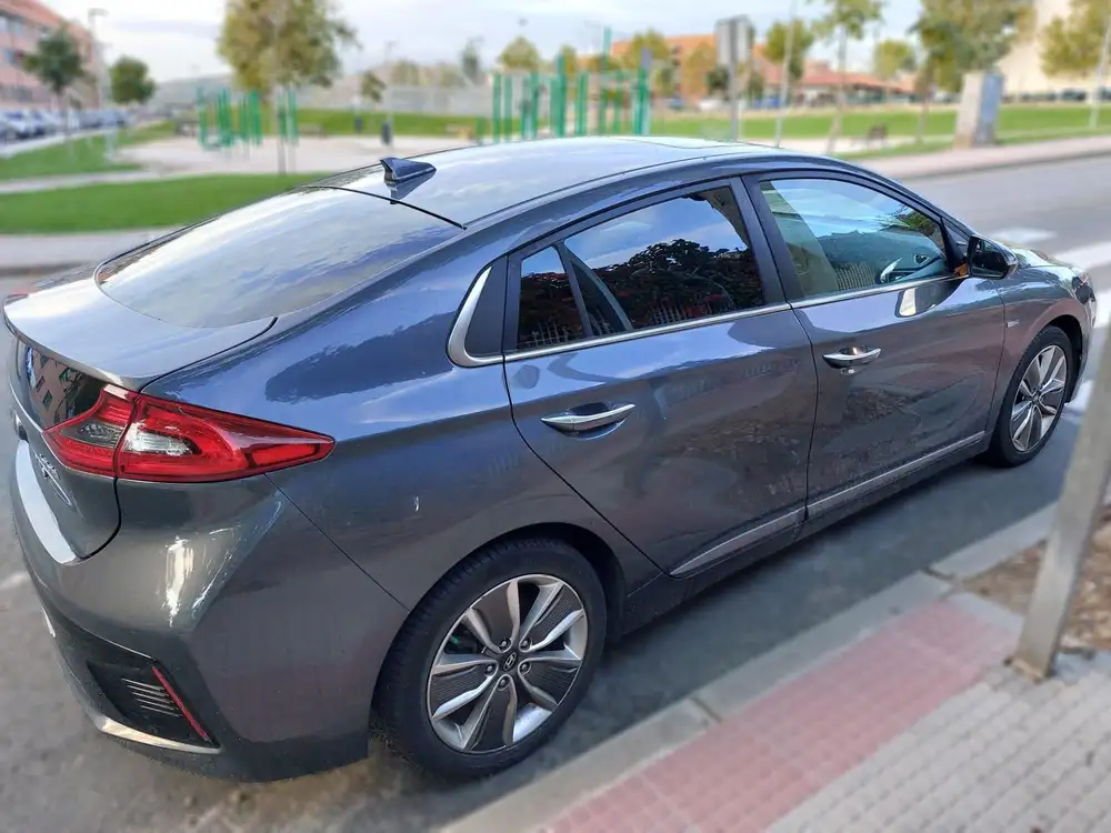 HYUNDAI ioniq
