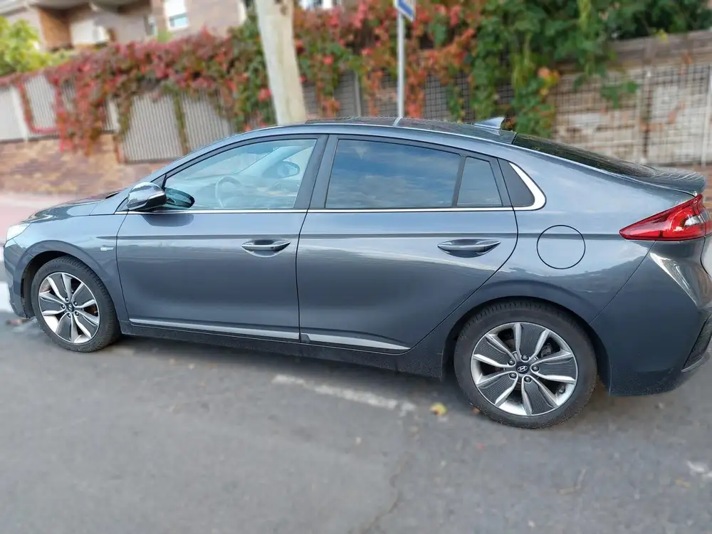 HYUNDAI ioniq