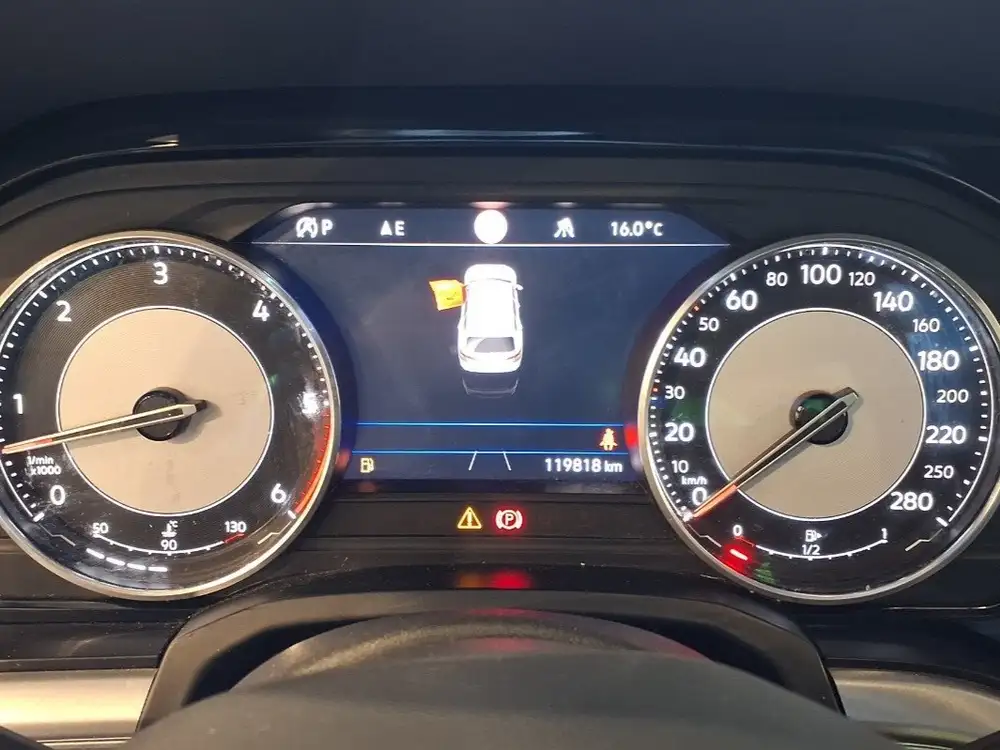 VOLKSWAGEN touareg - Foto 10 | Clidrive