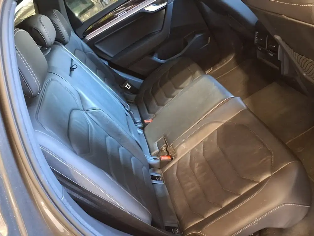 VOLKSWAGEN touareg - Foto 19 | Clidrive