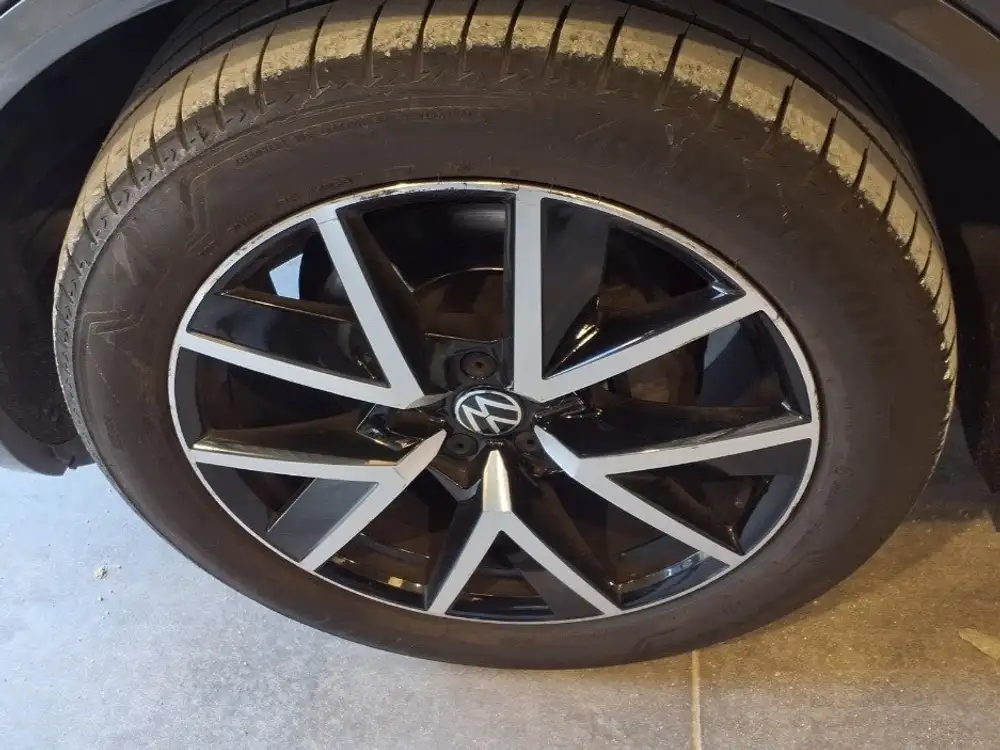 VOLKSWAGEN touareg - Foto 21 | Clidrive