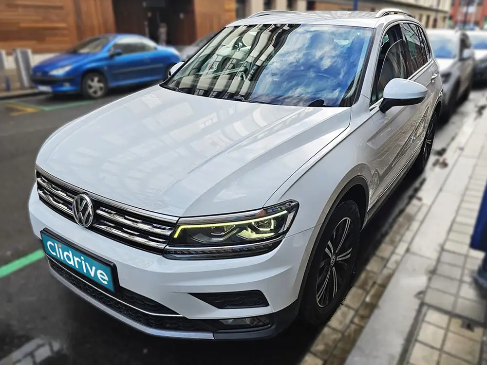 VOLKSWAGEN tiguan