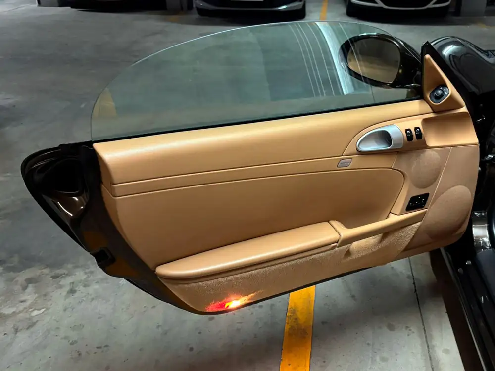 PORSCHE boxster