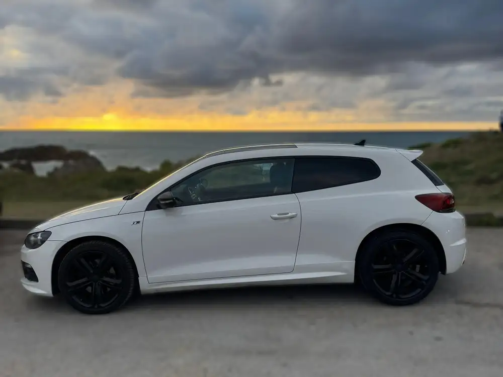 VOLKSWAGEN scirocco