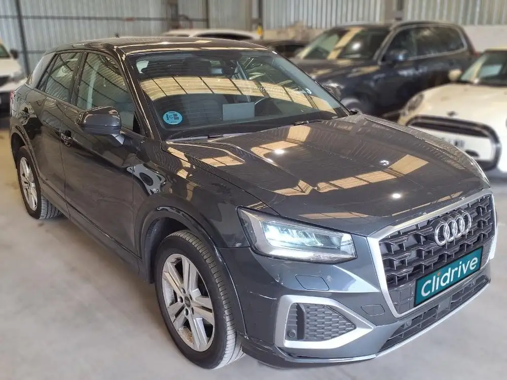 AUDI q2