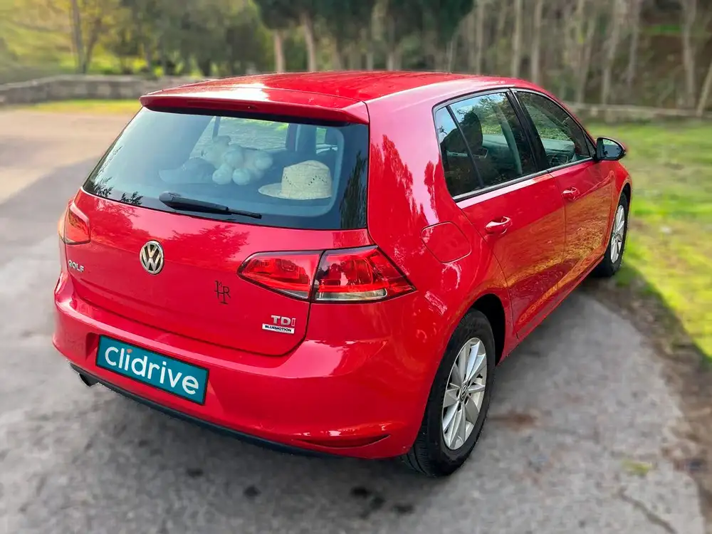 VOLKSWAGEN golf