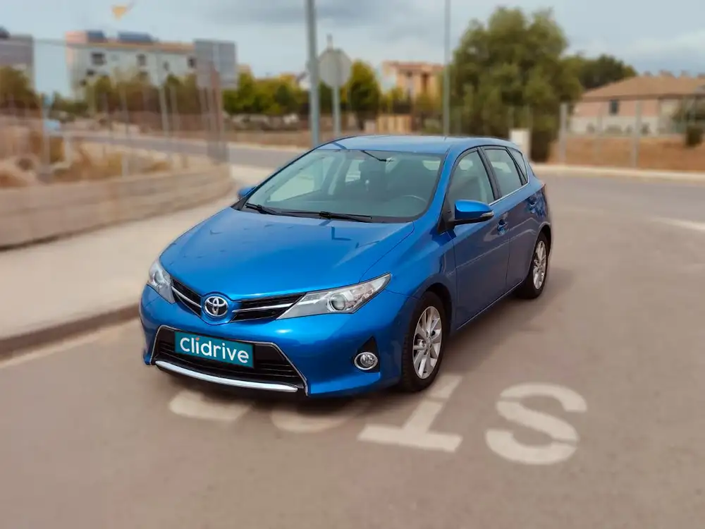 TOYOTA auris