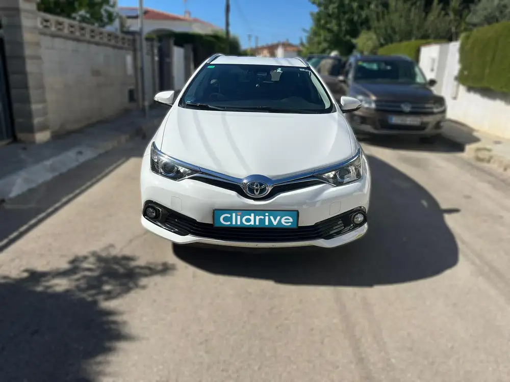 TOYOTA auris