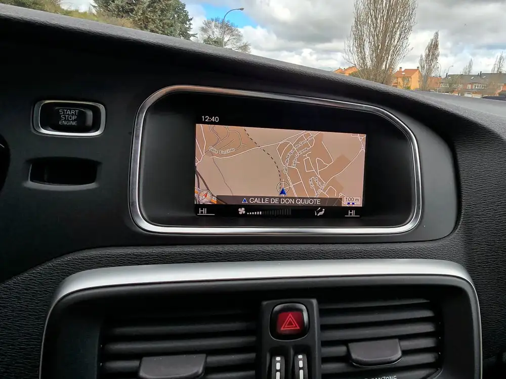 VOLVO V40 - Foto 12 | Clidrive