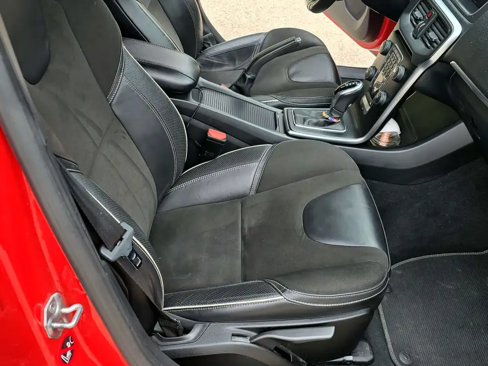 VOLVO V40 - Foto 17 | Clidrive