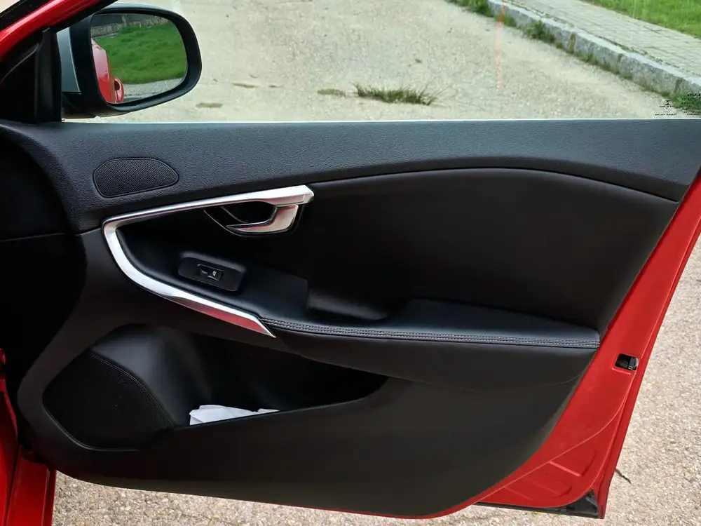 VOLVO V40 - Foto 21 | Clidrive