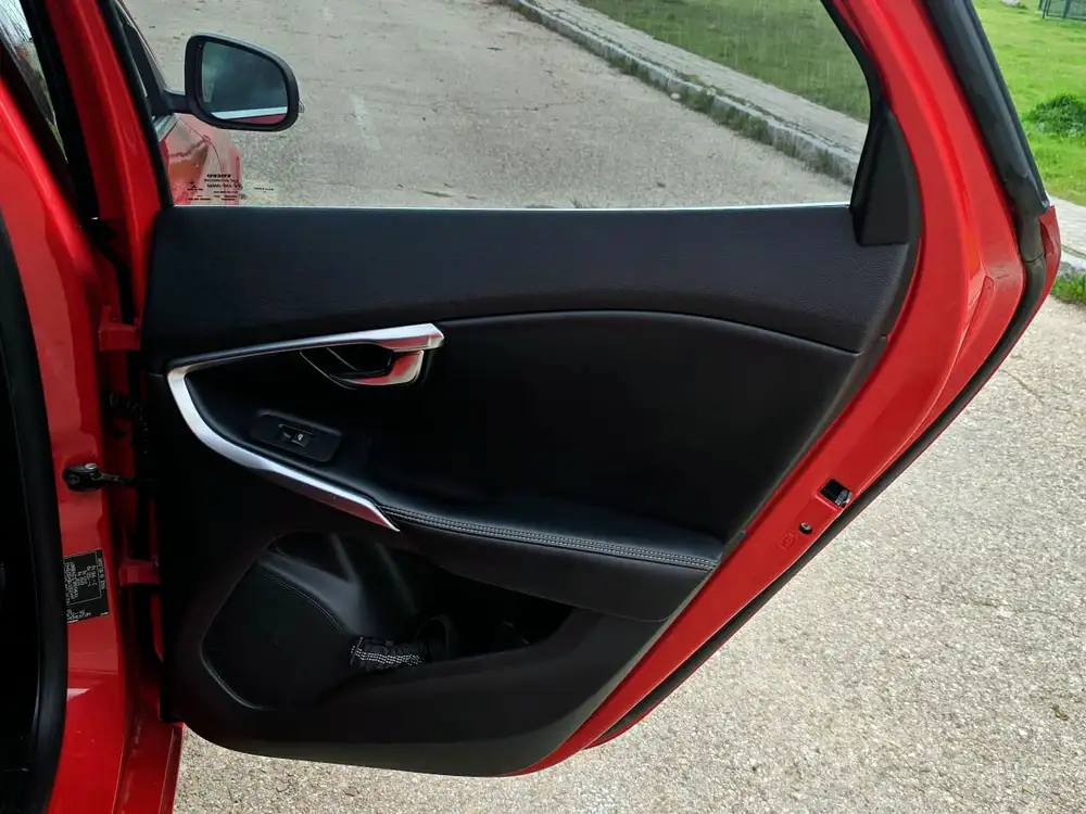 VOLVO V40 - Foto 23 | Clidrive