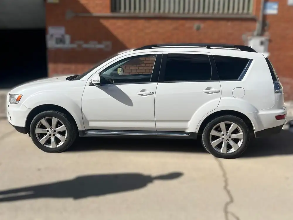 MITSUBISHI outlander - Foto 6 | Clidrive