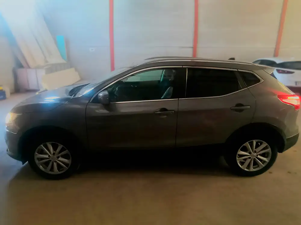 NISSAN qashqai