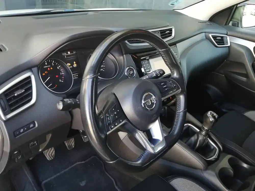 NISSAN qashqai