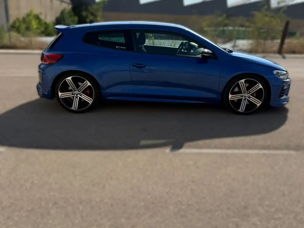 VOLKSWAGEN scirocco