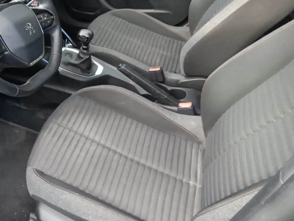 PEUGEOT 2008 - Foto 12 | Clidrive