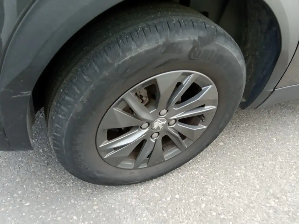 PEUGEOT 2008 - Foto 17 | Clidrive