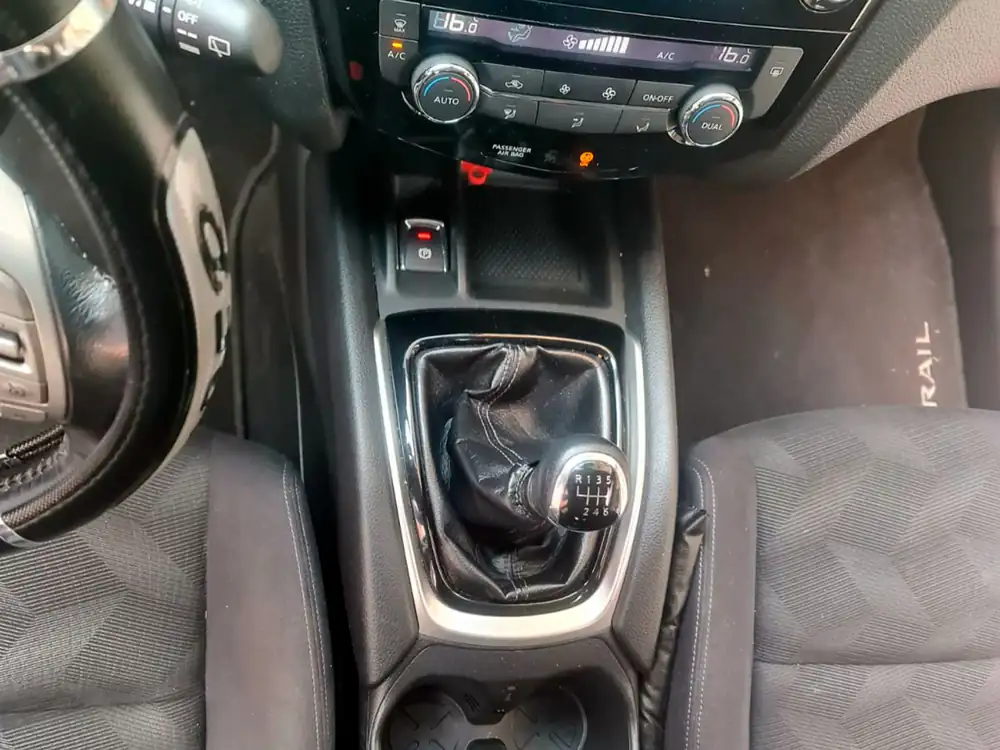 NISSAN x trail