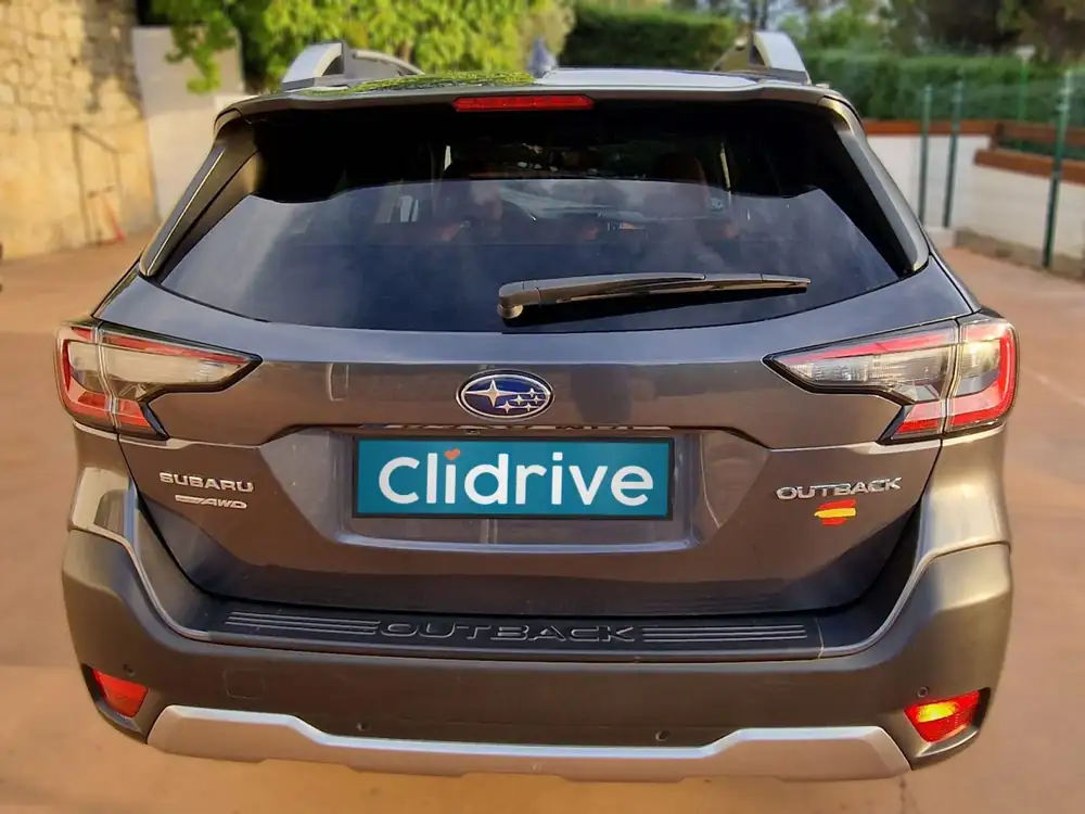 SUBARU outback
