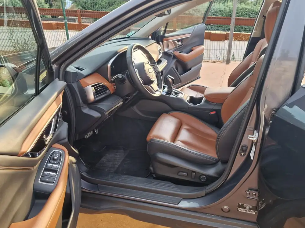 SUBARU outback