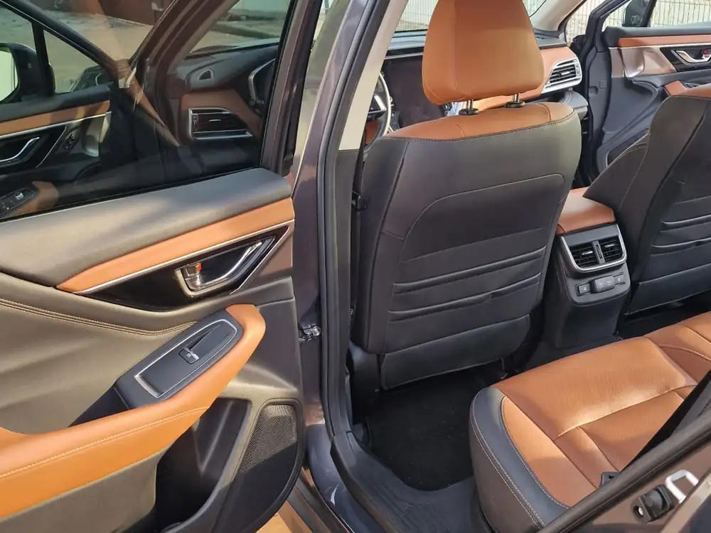 SUBARU outback