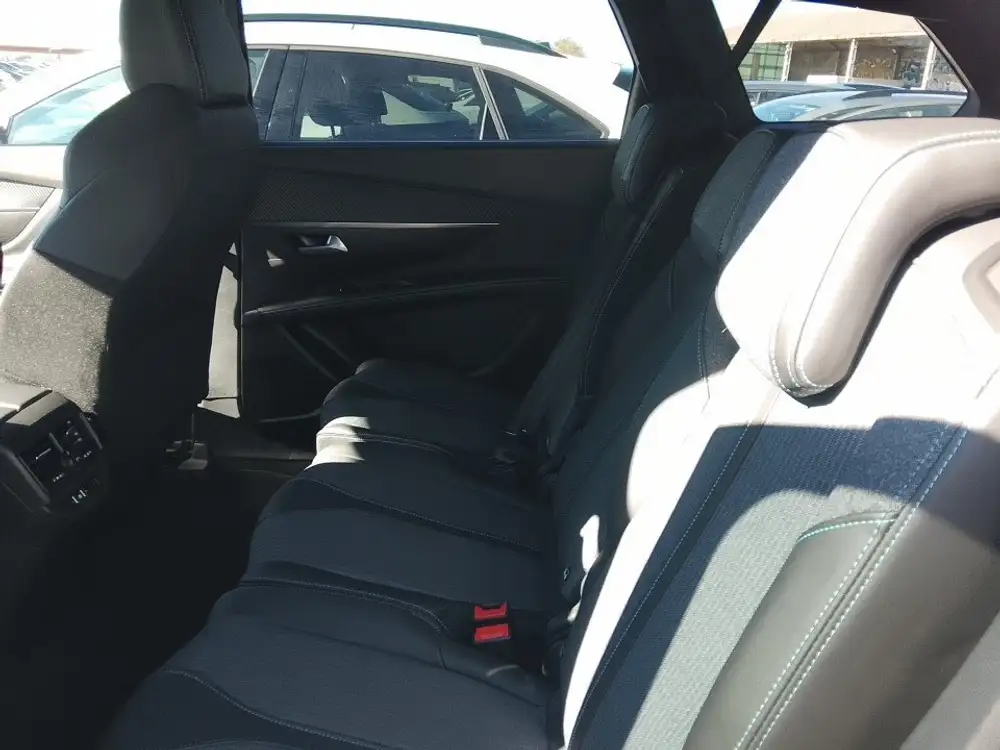 PEUGEOT 5008 - Foto 11 | Clidrive