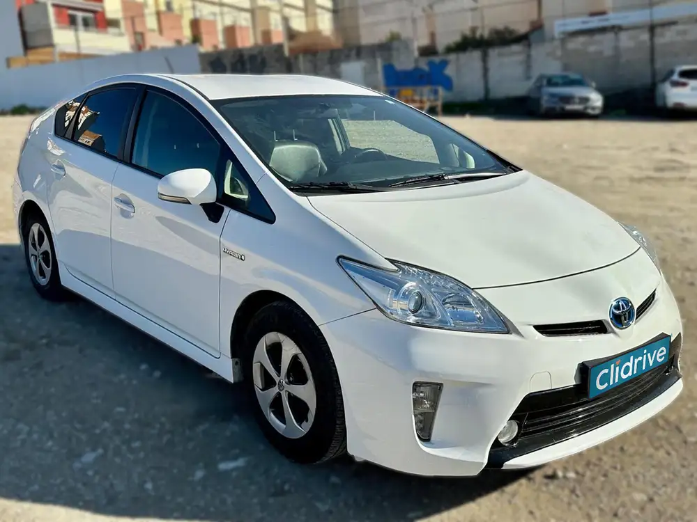 TOYOTA prius+
