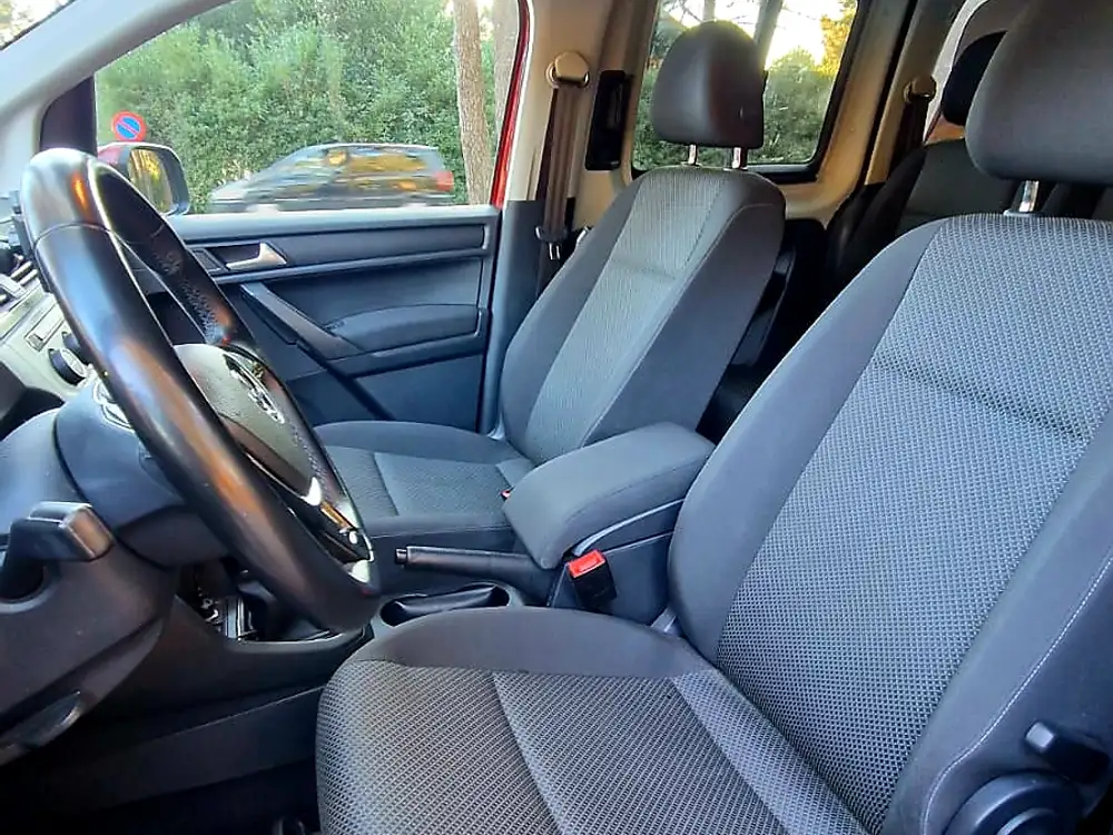 VOLKSWAGEN caddy