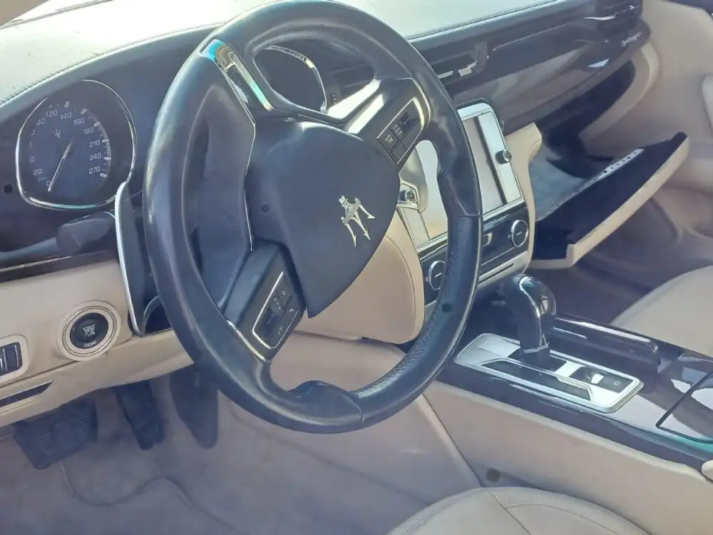 MASERATI quattroporte