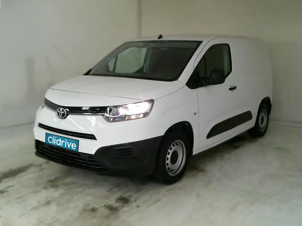TOYOTA proace city