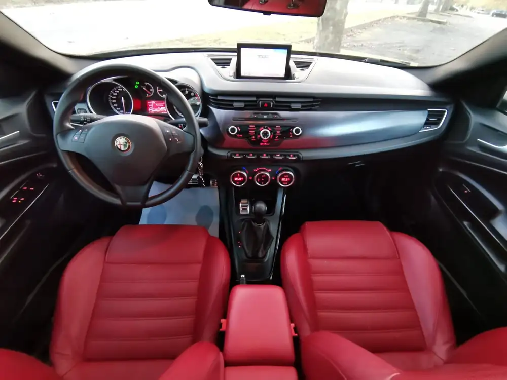 ALFA ROMEO giulietta