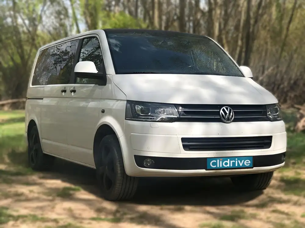 VOLKSWAGEN multivan