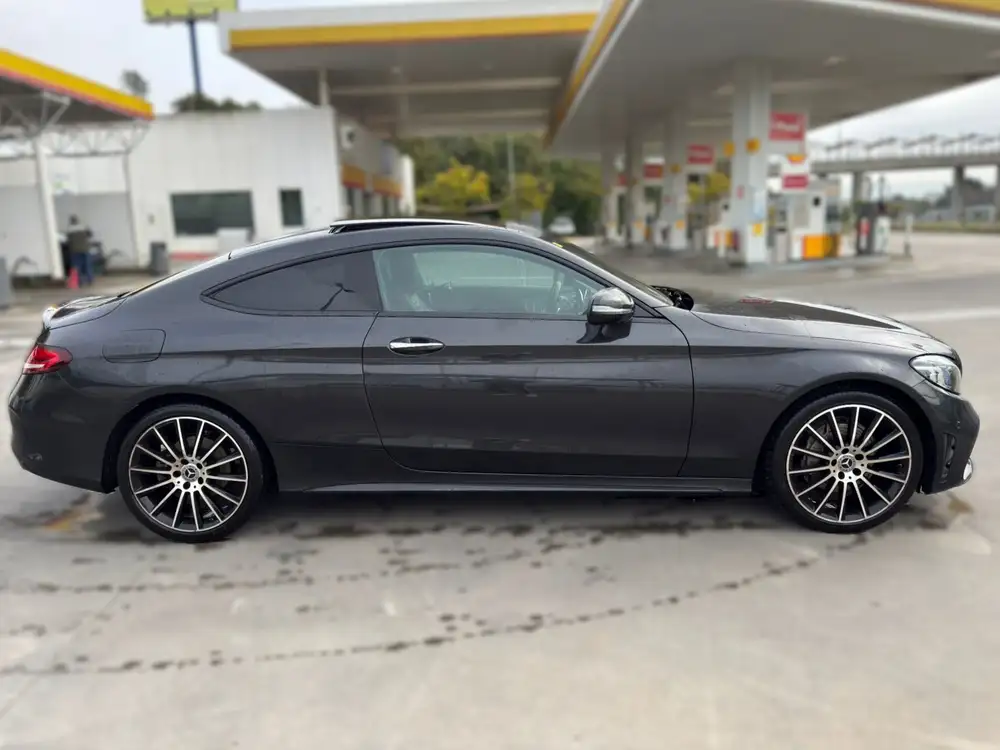 MERCEDES clase c