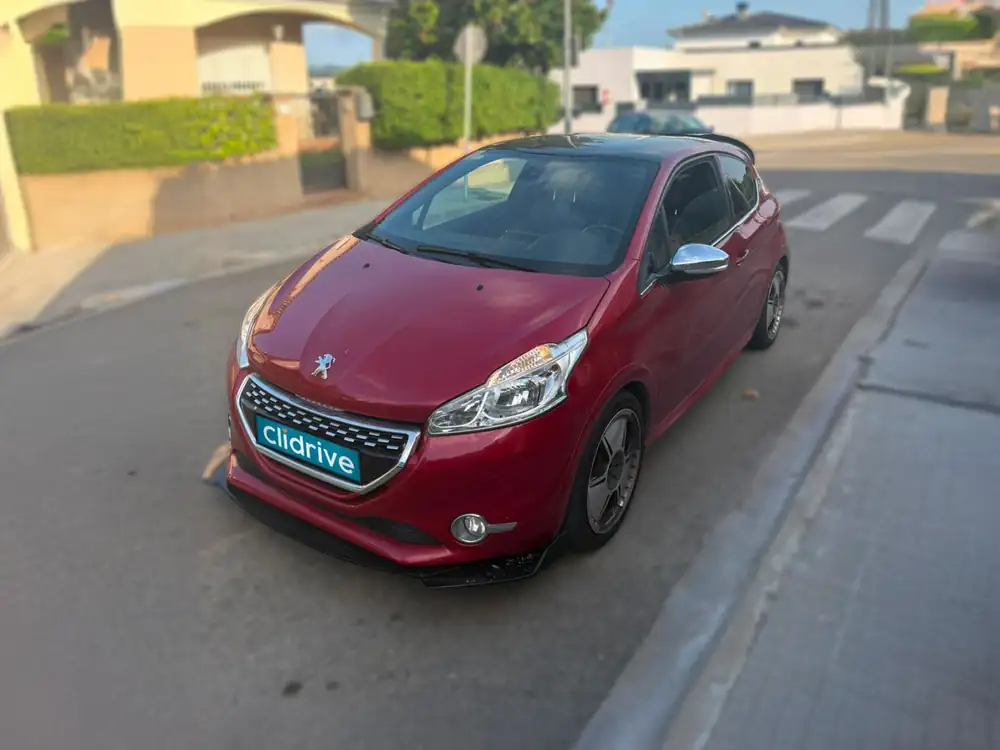PEUGEOT 208