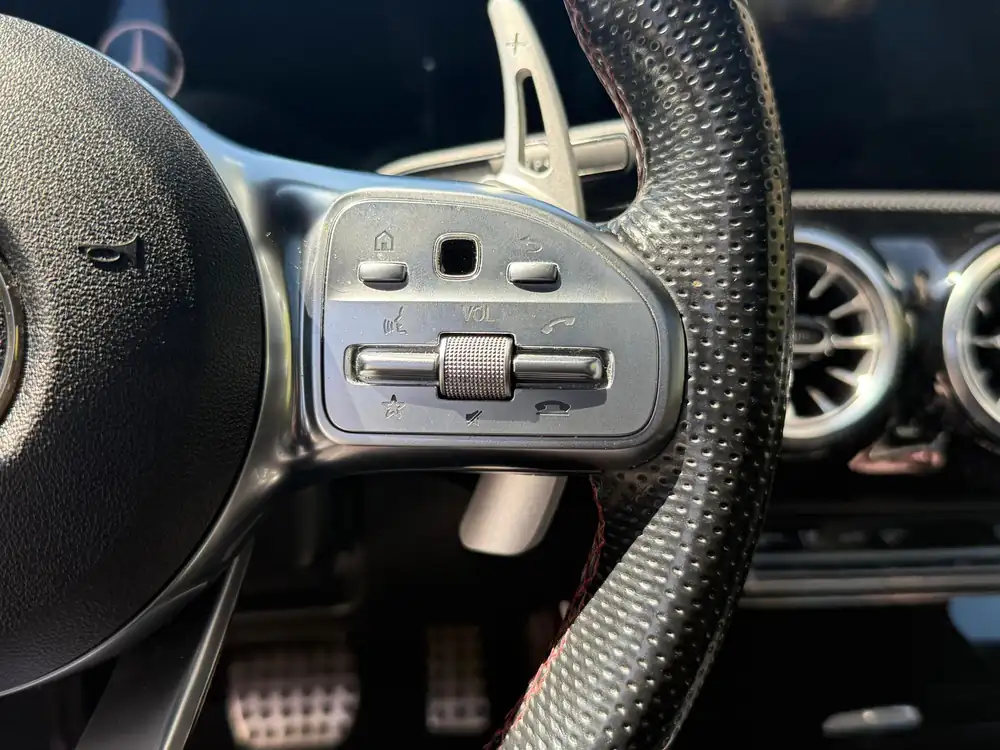 MERCEDES cla