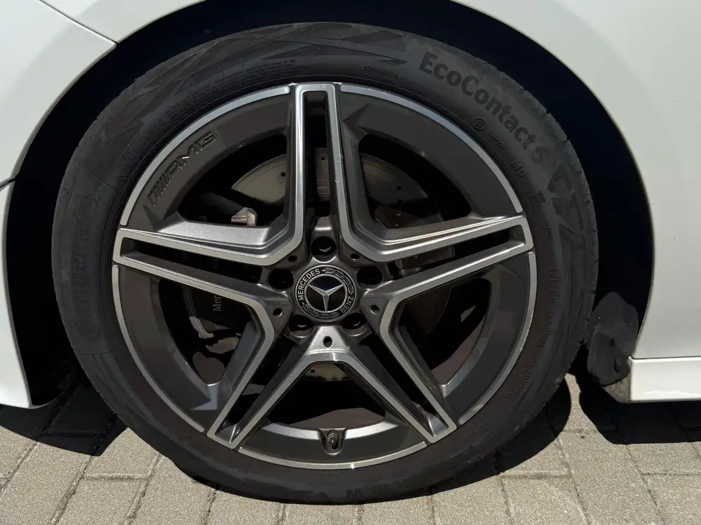 MERCEDES cla
