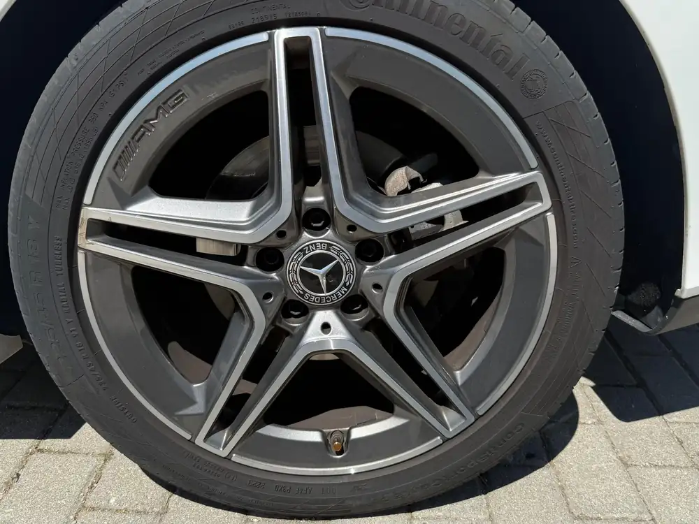 MERCEDES cla