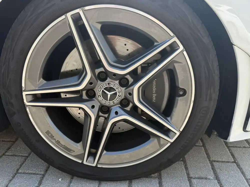 MERCEDES cla