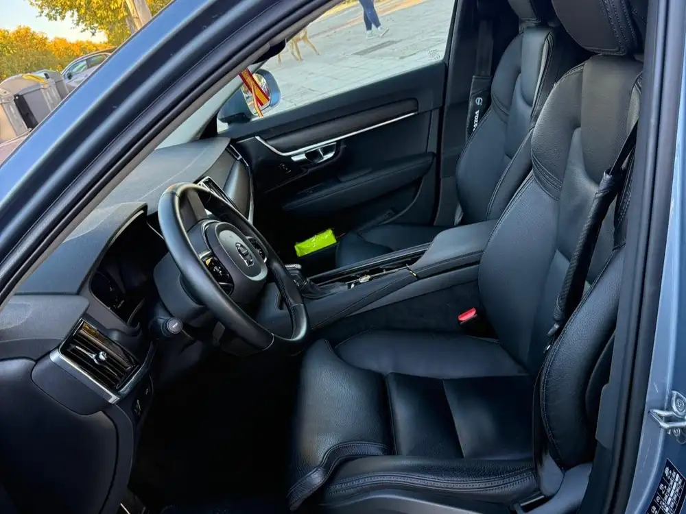 VOLVO V90 Cross Country