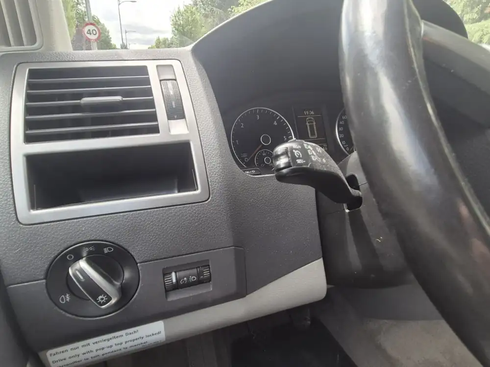 VOLKSWAGEN california