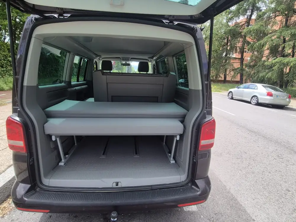 VOLKSWAGEN california